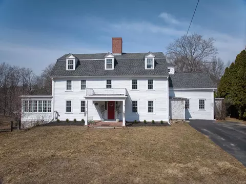 134 Range Rd, Windham, NH 03087