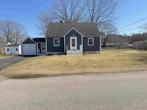 20 Doris Ave, Portsmouth, NH 03801