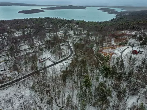 36 Hook Rd, Gilford, NH 03249 photo 3