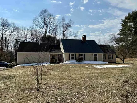 710 Meadowland Farms Rd, Quechee, VT 05059
