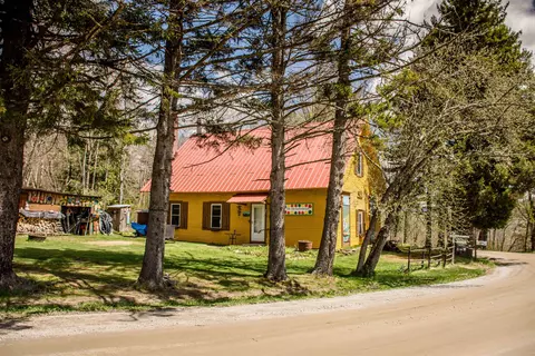 4020 N Fayston Rd, Fayston, VT 05660