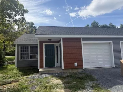 527 Jennings Brook Dr, Bennington, VT 05201