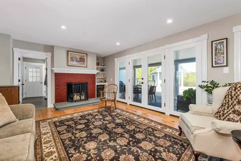 Living - 33 Sky Ln, Wolfeboro, NH 03894 photo 1 of 4