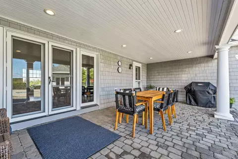 Exterior - 33 Sky Ln, Wolfeboro, NH 03894 photo 7 of 23