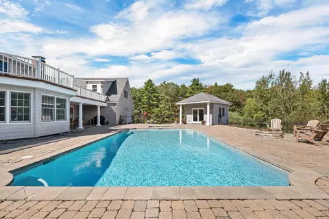 Exterior - 33 Sky Ln, Wolfeboro, NH 03894 photo 3 of 23