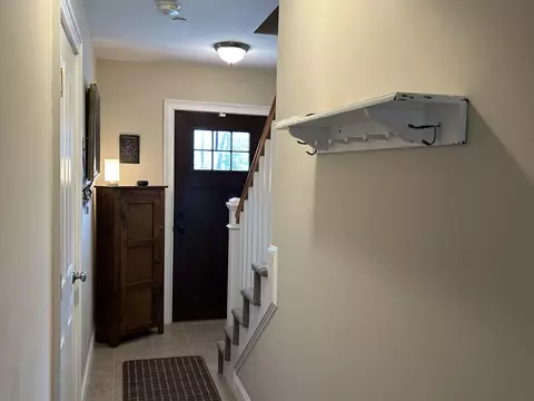 Entry Way - 28 Acadia Ln, Exeter, NH 03833 photo 2 of 3