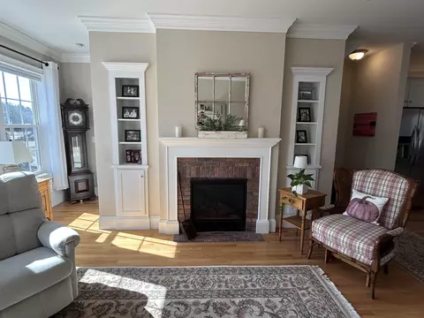 Living - 28 Acadia Ln, Exeter, NH 03833 photo 3 of 4