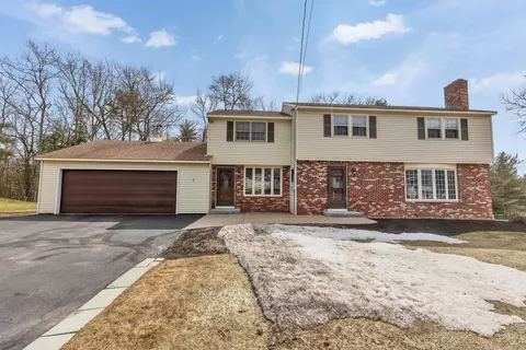 22 Taschereau Blvd, Nashua, NH 03062