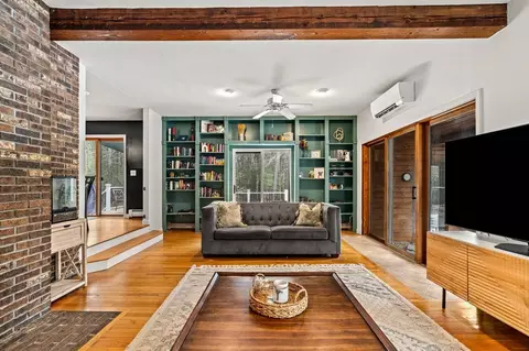 12 Dudley Rd, Brentwood, NH 03833