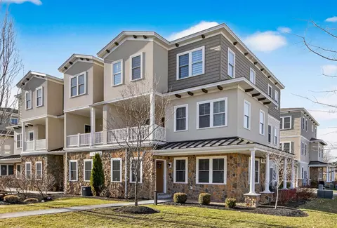 1 Milano Way #69, Salem, NH 03079