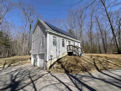 26 Cedar Crk, Barrington, NH 03825