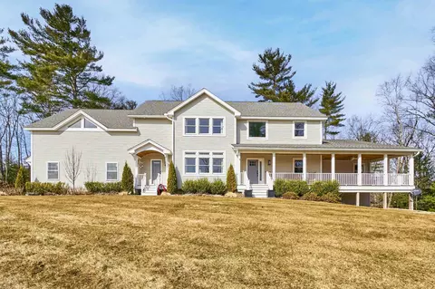 23 Austin Ln, Hollis, NH 03049