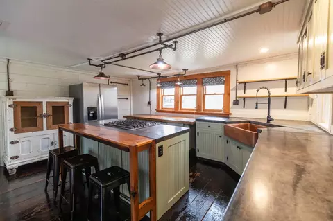 395 Ashby Rd, New Ipswich, NH 03071