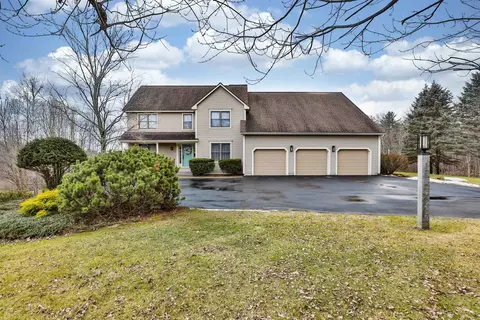 293 Pine Hill Rd, Hollis, NH 03049