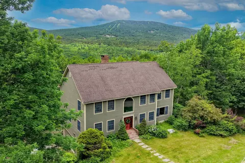 39 Wallis View Ln, Ludlow, VT 05149