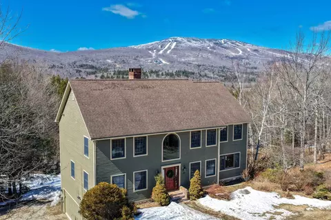 39 Wallis View Ln, Ludlow, VT 05149