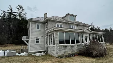 33 Sunset Hill Rd, Randolph, VT 05060