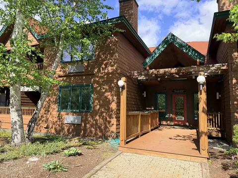 10 Lakeside W Dr #53, North Woodstock, NH 03262