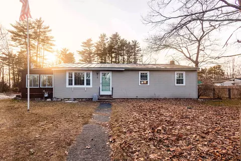 8 Randlett St, Concord, NH 03303