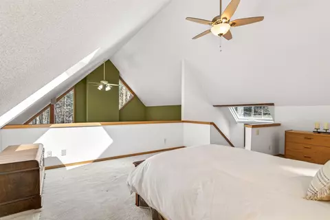 Bedroom - 74 Pond View Rd, Winhall, VT 05340 photo 7 of 11