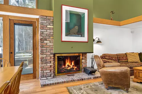 Living - 74 Pond View Rd, Winhall, VT 05340 photo 2 of 6