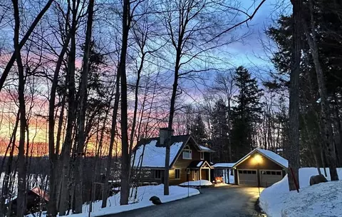 2 Turner Brae Brae, Grantham, NH 03753