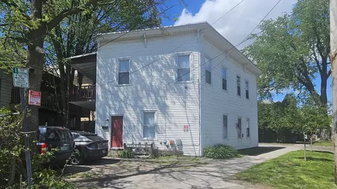 25 Intervale Ave, Burlington, VT 05401