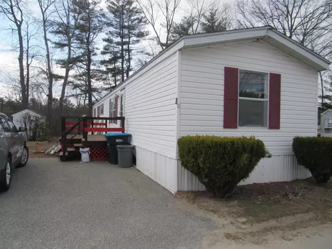 29 Lowell Rd #8, Salem, NH 03079