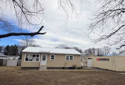 168 South St, Springfield, VT 05156