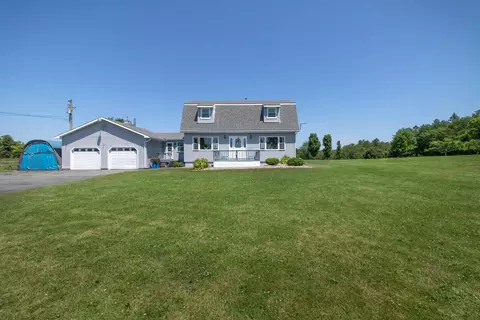 205 Water St, Orleans, VT 05860