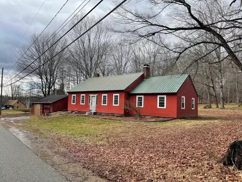 62 Town House Rd, New Hampton, NH 03256
