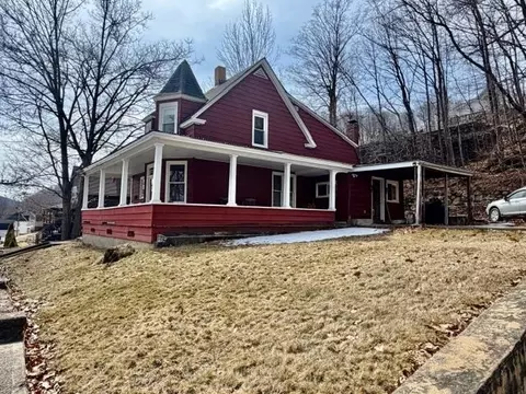189 Denmark St, Berlin, NH 03570