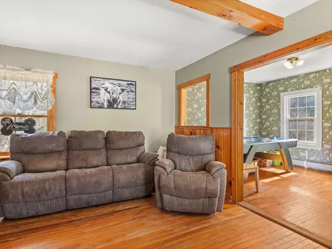 Living - 2147 N Williston Rd, Williston, VT 05495 photo 4 of 5