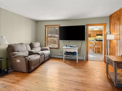 Living - 2147 N Williston Rd, Williston, VT 05495 photo 5 of 5