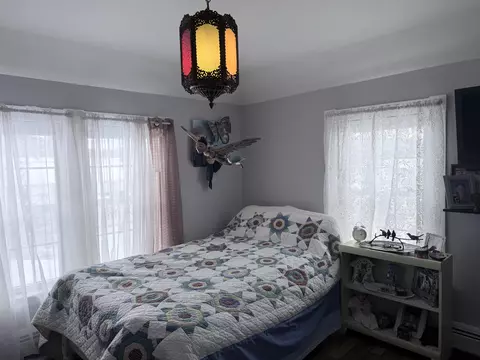 Bedroom - 16 Jefferson Ave, Gilman, VT 05904 photo 6 of 9
