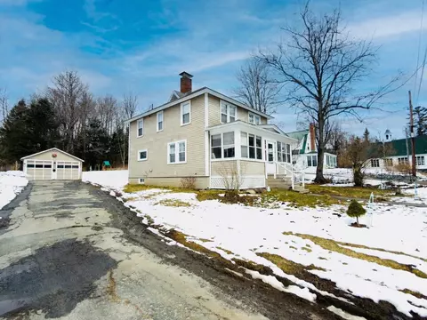 16 Jefferson Ave, Gilman, VT 05904