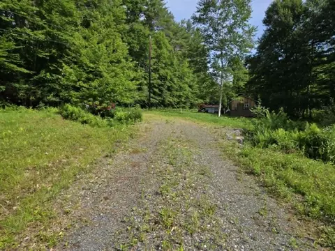 69 Old Haven Ln, Putney, VT 05346 photo 2