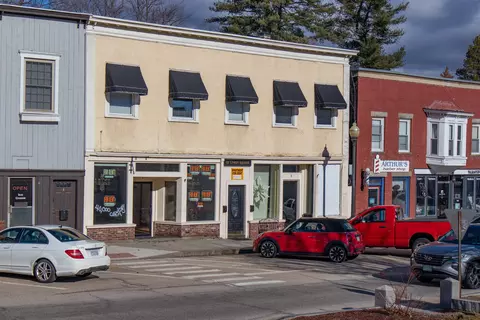 111 Union Sq, Milford, NH 03055