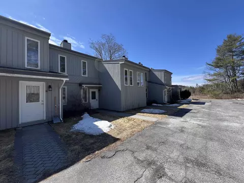 3095 Thompsonburg Rd #B/2, Londonderry, VT 05155