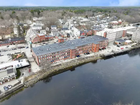 125 Main St #35, Newmarket, NH 03857