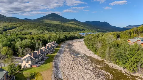 52 Bunker Ln #2, Lincoln, NH 03251