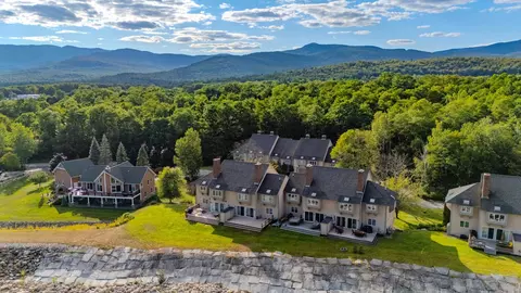 52 Bunker Ln #2, Lincoln, NH 03251