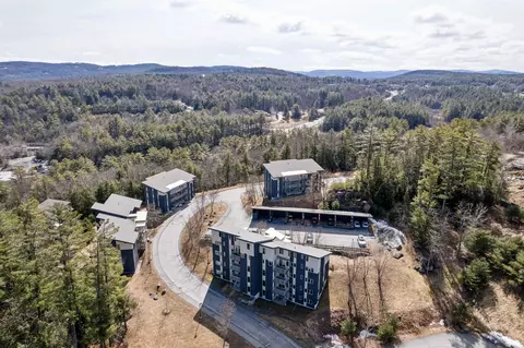4 Gile Dr #2B, Hanover, NH 03755