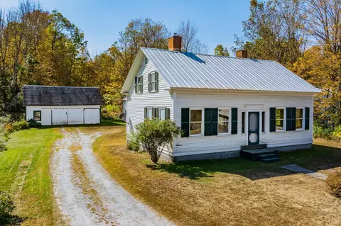 4 Mine Rd, Strafford, VT 05070