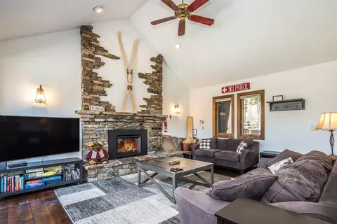 149 Hawk Pond Rd, Plymouth, VT 05056