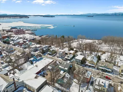62 Lakeview Ter #B, Burlington, VT 05401
