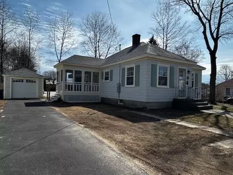 7 Towle Ave, Hampton, NH 03842