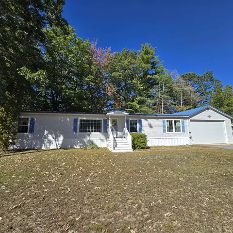 102 Osprey Rd, Alton, NH 03809