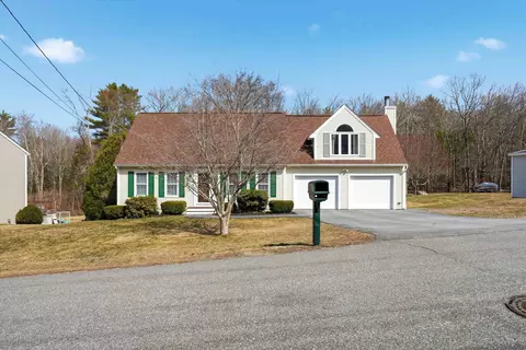 87 Overledge Ext, Derry, NH 03038