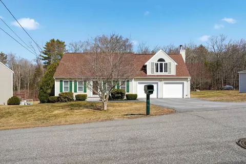 87 Overledge Ext, Derry, NH 03038